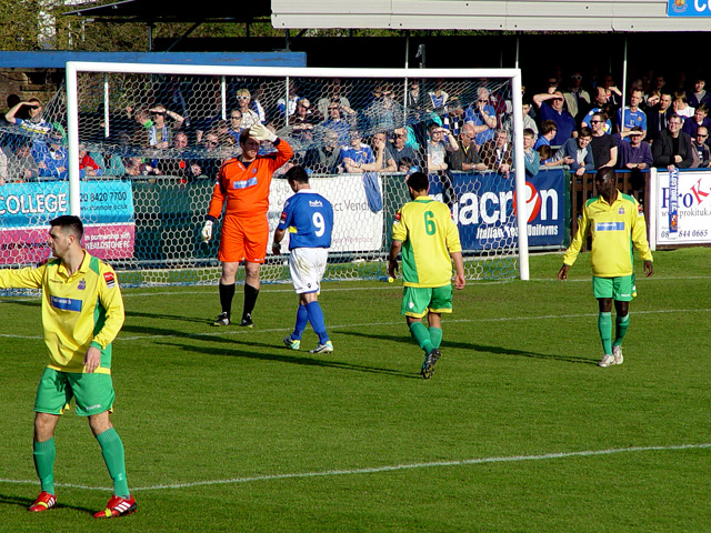 Wealdstone Vs Dulwich