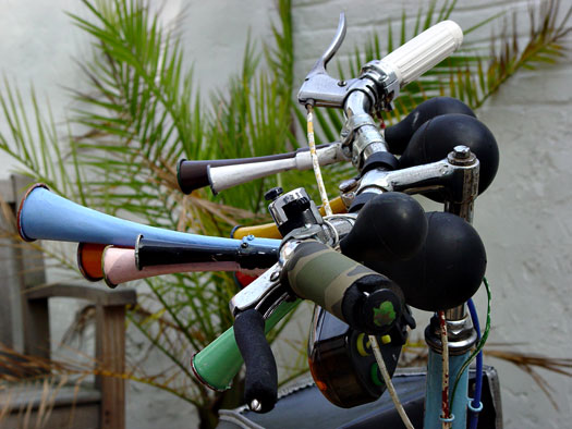 Multi-coloured Moulton, 31/07/09