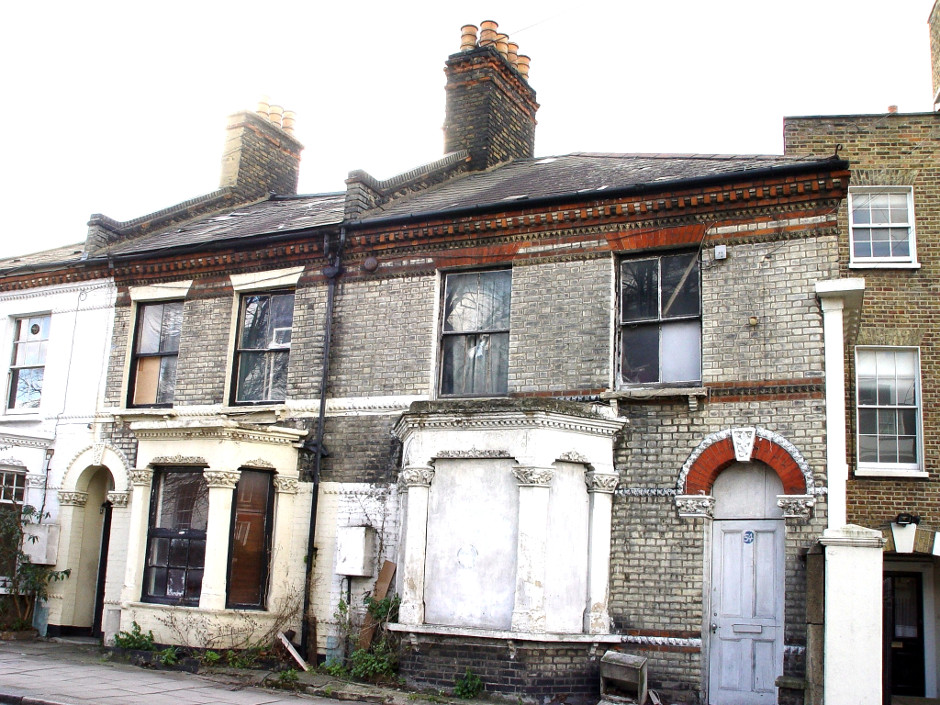 The Transpontine Perambulator